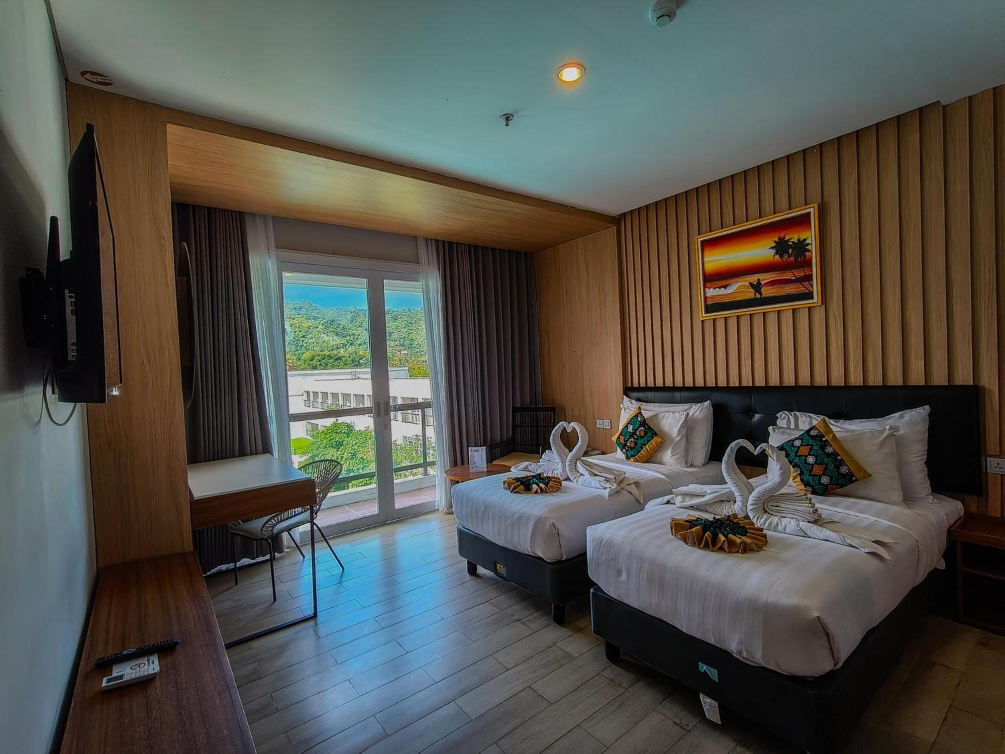Raja Hotel Kuta Mandalika Resort & Convention Exterior photo